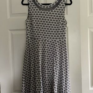 Honeycomb grey and white summer dress